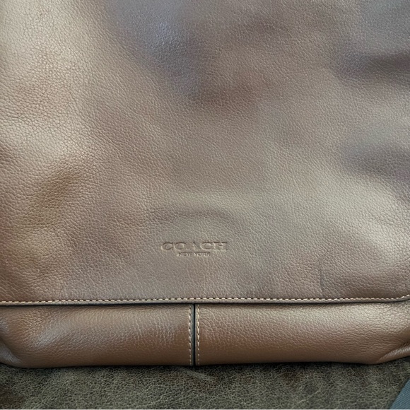 MCoach F28576 Brown Leather Messenger Bag - Adjustable Striped Strap - Picture 3 of 15